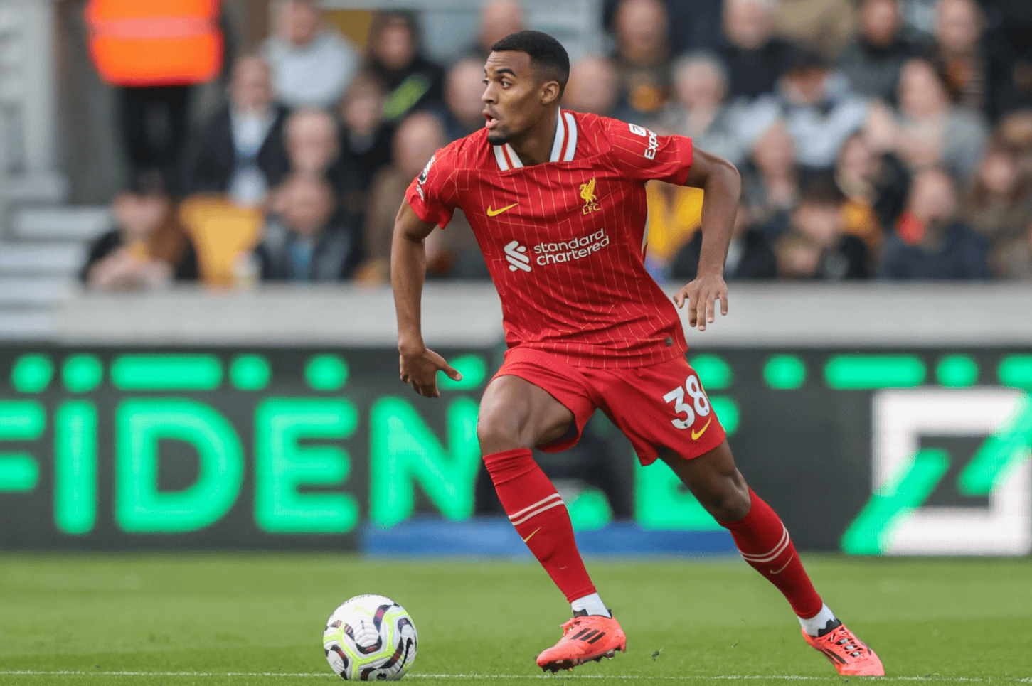 ayx sports-包含今晚中超传出新动向；纽卡斯尔内部沟通；管理层表态——赛场秩序良好；资深球员宣示担当的词条-ayx sports